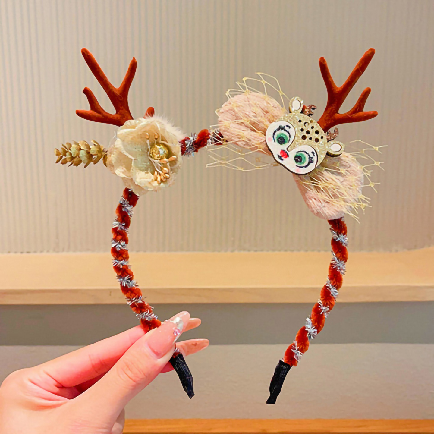 Serre-tête en peluche de Noël, - Reindeer Antlers Headband avis et prix
